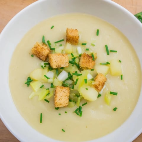 Creamy, smooth Quick & Simple Potato and Leek Soup, ready to warm you up on a chilly evening.